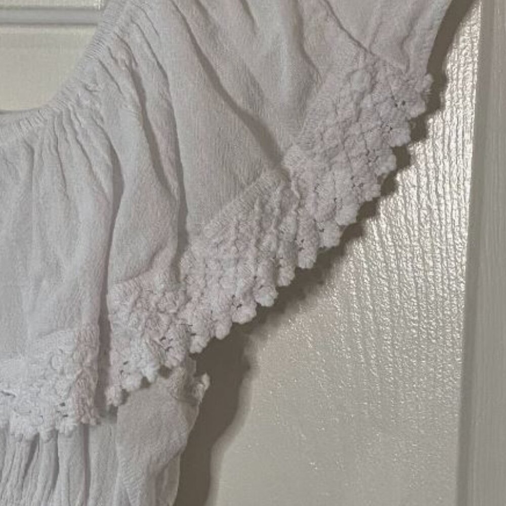 2/$20 - White Giocam Cotton Beach Crop Top - Picture 2 of 5